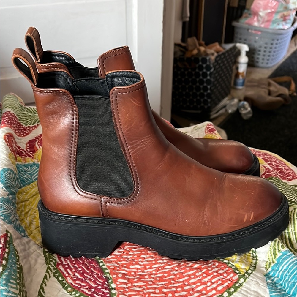 Brown Leather Chelsea Boots